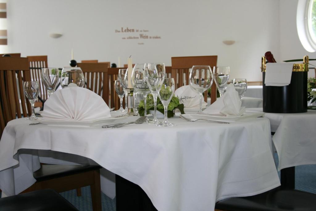 Hotel Antares Halberstadt Zewnętrze zdjęcie